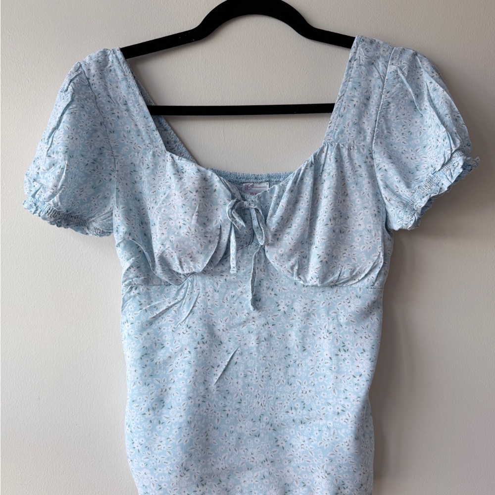 No Boundaries Pale Blue Floral Tie-Front Puff Sleeve Top